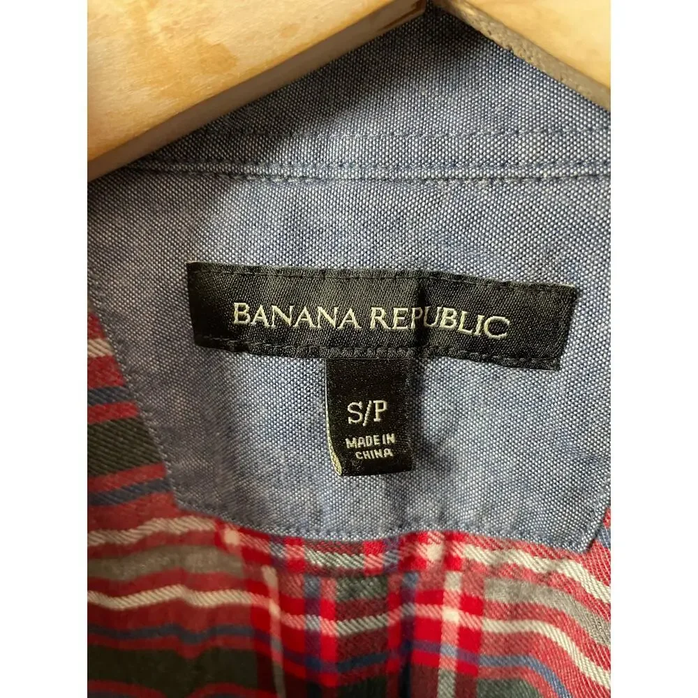 Banana Republic Mens Plaid Button Front Shirt Small Gray Red 100% Cotton